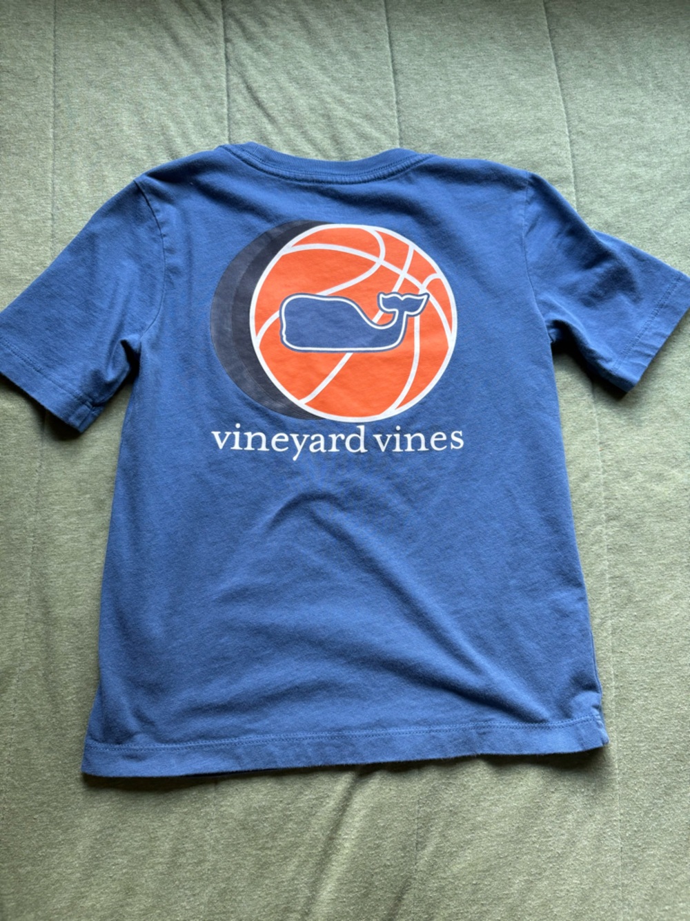 Vineyard vines shirt